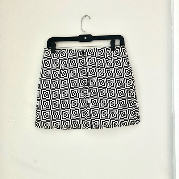 Motel Rocks ASOS Black White Retro Mini Skirt Size Small - Picture 3 of 8